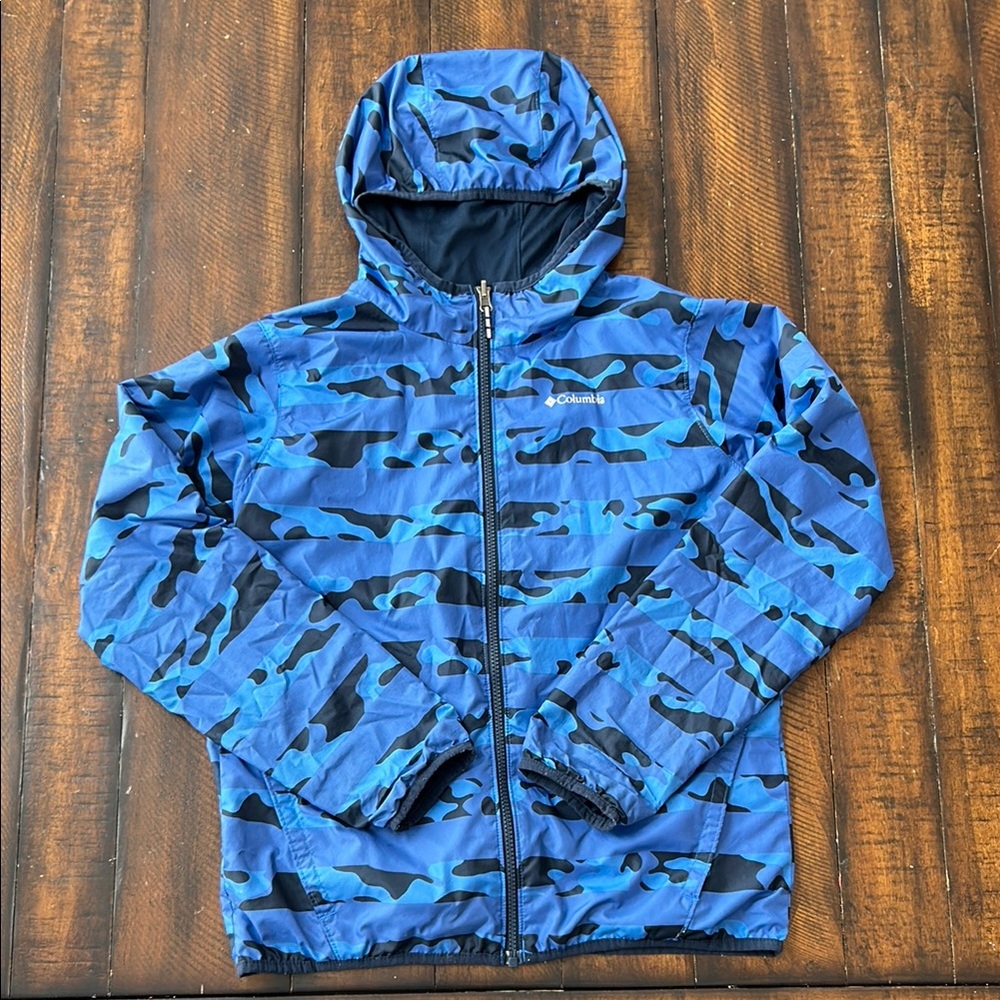 Columbia Blue Camo Reversible Lightweight Jacket